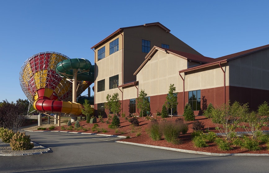 Great Wolf Lodge back view with waterslides