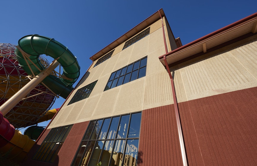 Great Wolf Lodge close-up view side